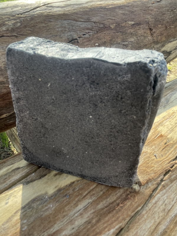 c soap 5 STEWARD'S HANDS CHARCOAL HONEY TALLOW CEDAR SOAP