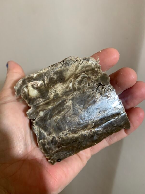 STRONG HANDS FORGED EARTH TALLOW SOAP