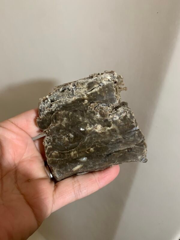 STRONG HANDS FORGED EARTH TALLOW SOAP