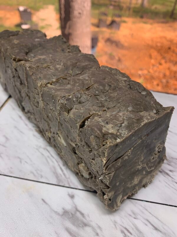 STRONG HANDS FORGED EARTH TALLOW SOAP