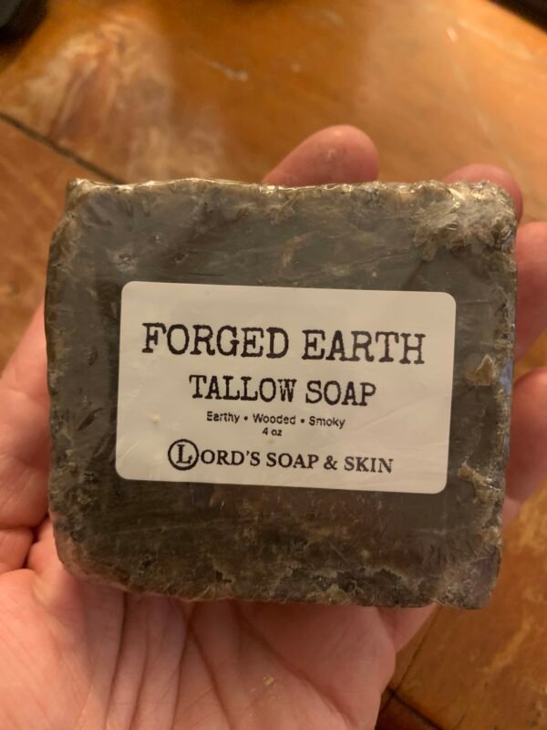 STRONG HANDS FORGED EARTH TALLOW SOAP